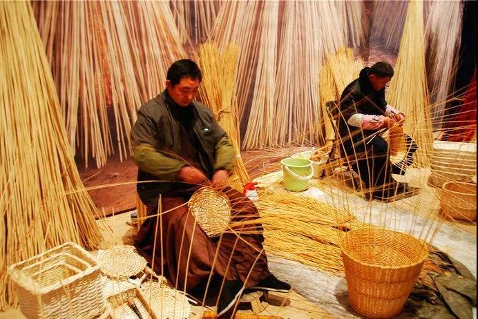 南非、澳洲、中國(guó)的編織工藝品
